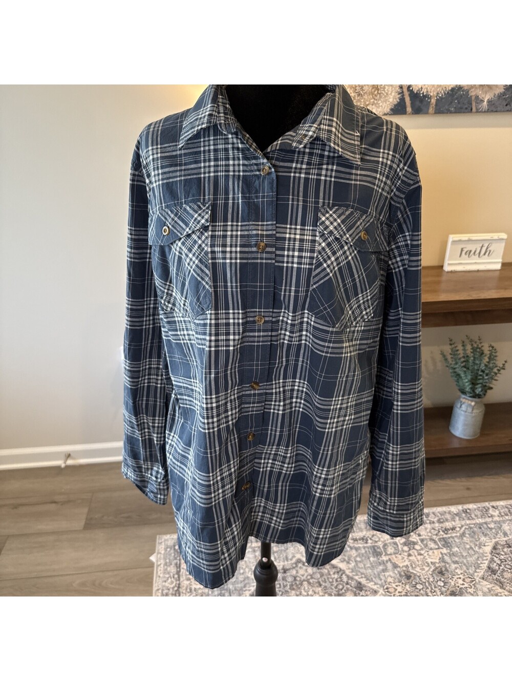 Ladies Carhartt Button Up Long Sleeve Navy Plaid Size XL